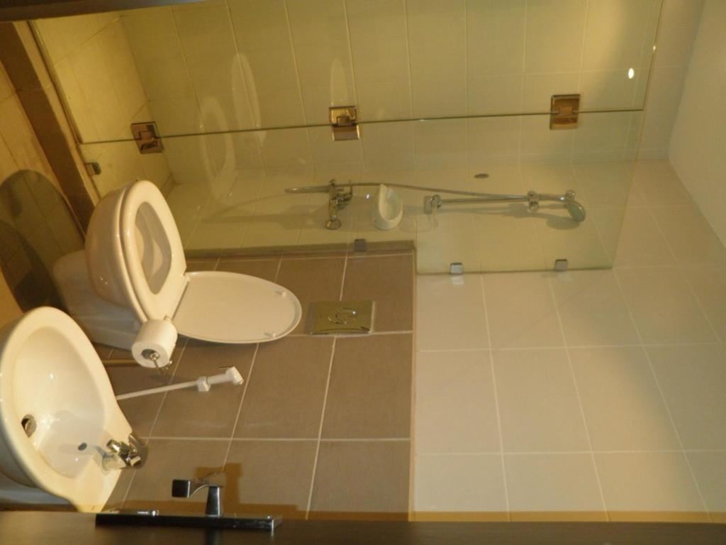 Granada Suites Hotel Αμμάν Δωμάτιο φωτογραφία